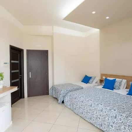 Vittoria Luxury Guest house 3*