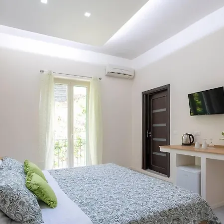 Vittoria Luxury